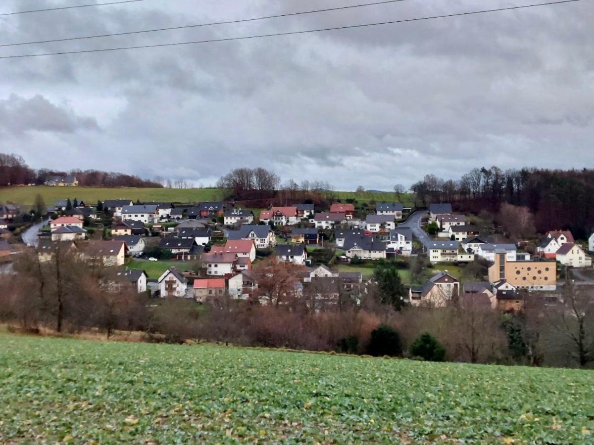 Ferienwohnung Mit Ausblick Mombris エクステリア 写真